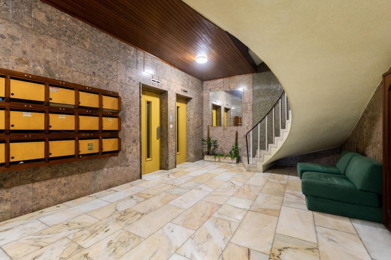 Hopstays - Gaia Cork House Вила-Нова-ди-Гая Экстерьер фото
